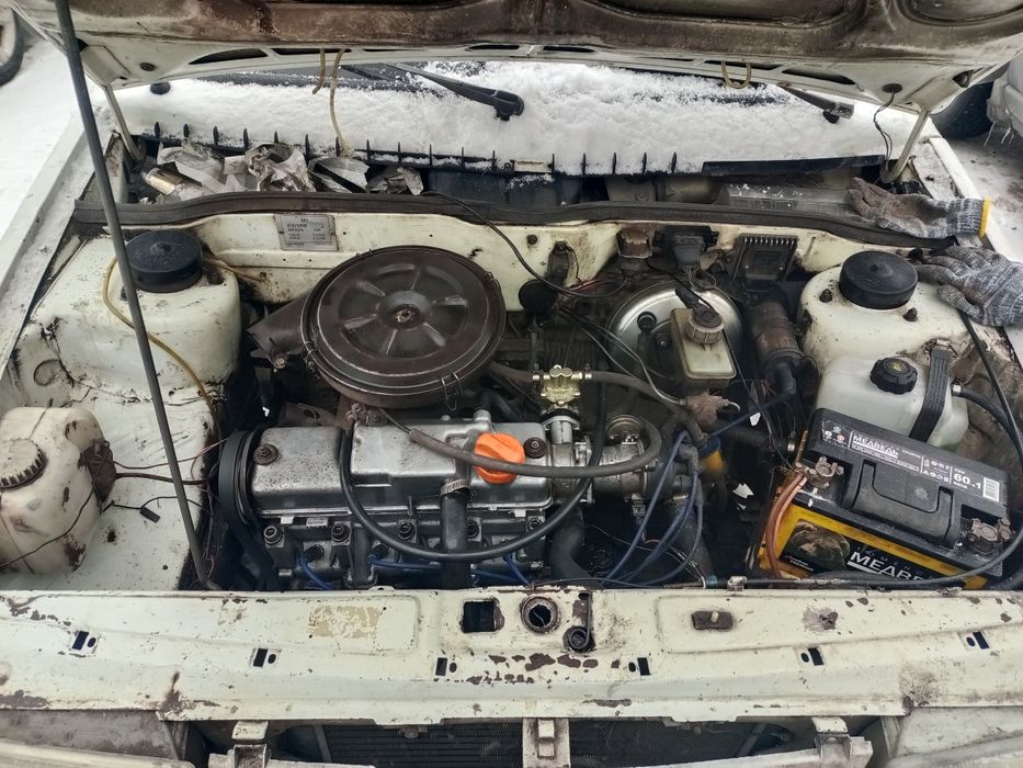 Продам 99 карб торг есть