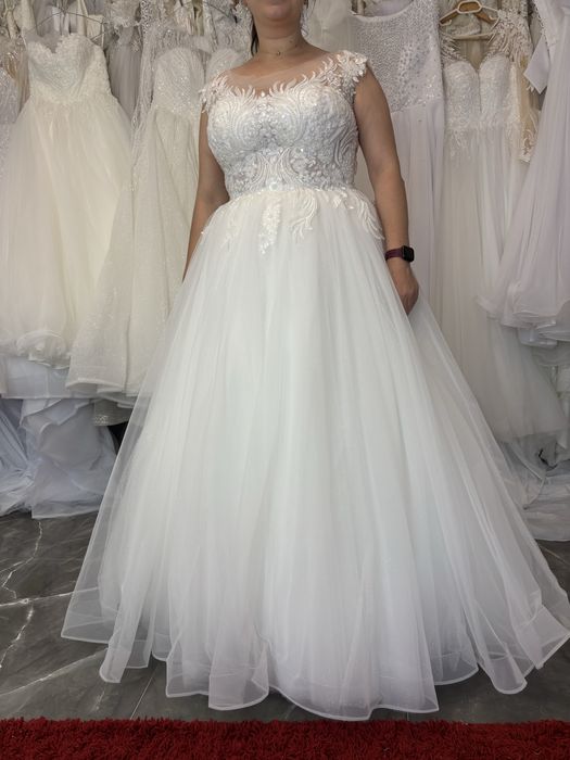 Rochie de mireasa stil printesa