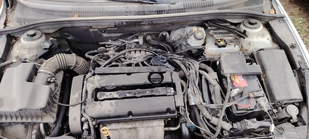 Продавам Шевролет Круз 1.6  2014г