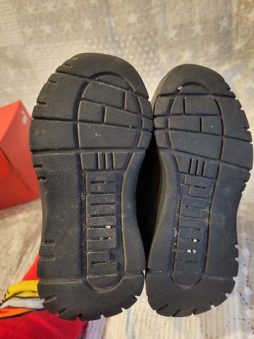 Ghete Puma ,marimea 22