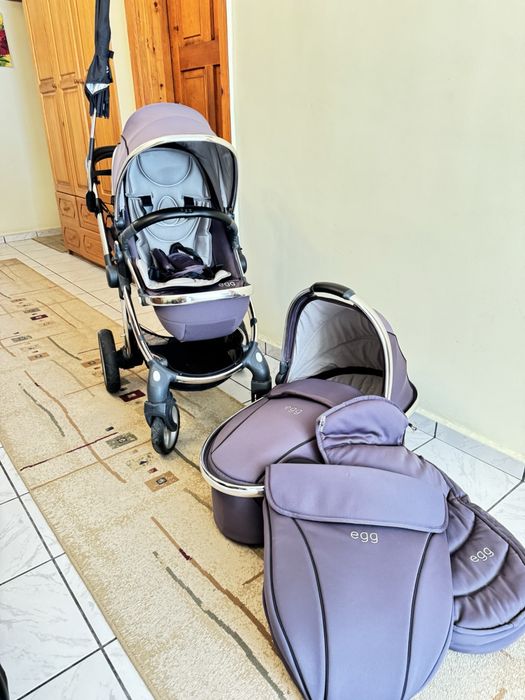 Бебешка количка Egg