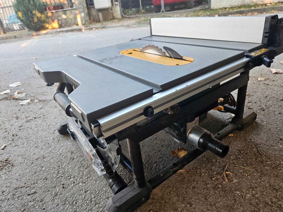 Настолен циркуляр DEWALT DWE7492