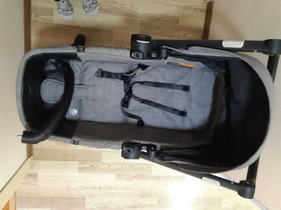 Продается детская коляска