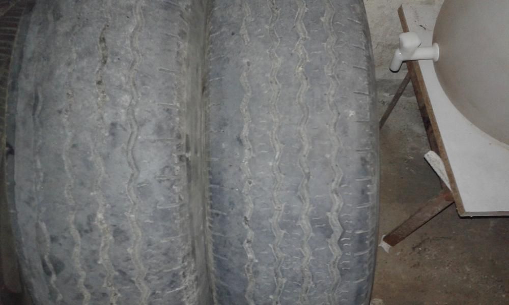 Гуми зимни за джип 225Х70Х16