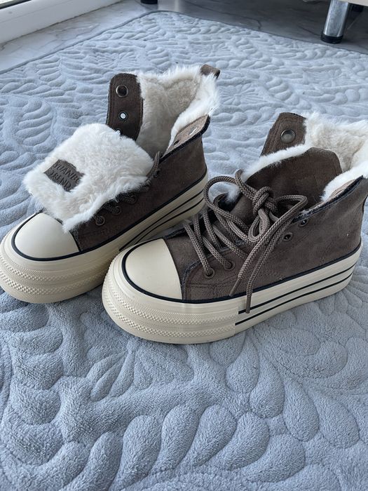 Продам новые кеды