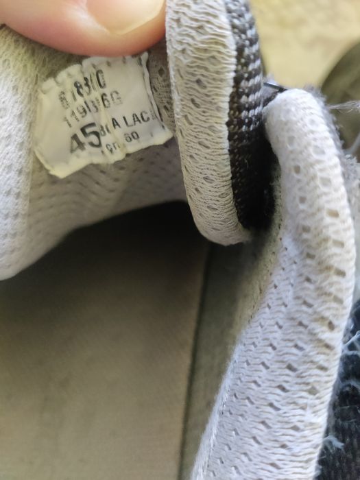 Маратонки  Reebok и Grisport vibrom