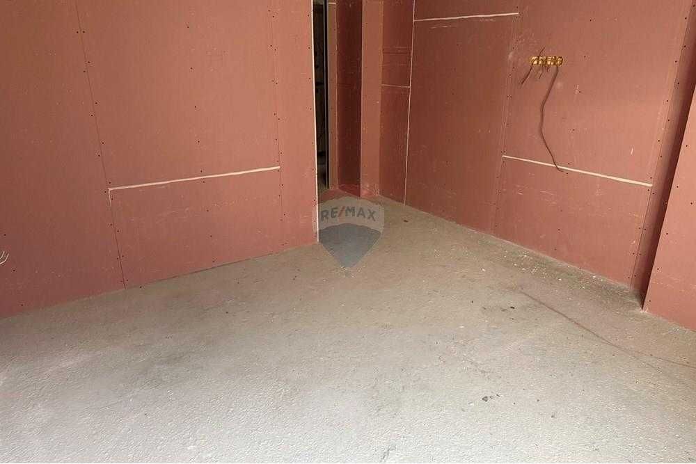 Продава се Двустаен апартамент в Варна, Владислав Варненчик - 78 кв.м за 883 €/кв.м - Снимка #8