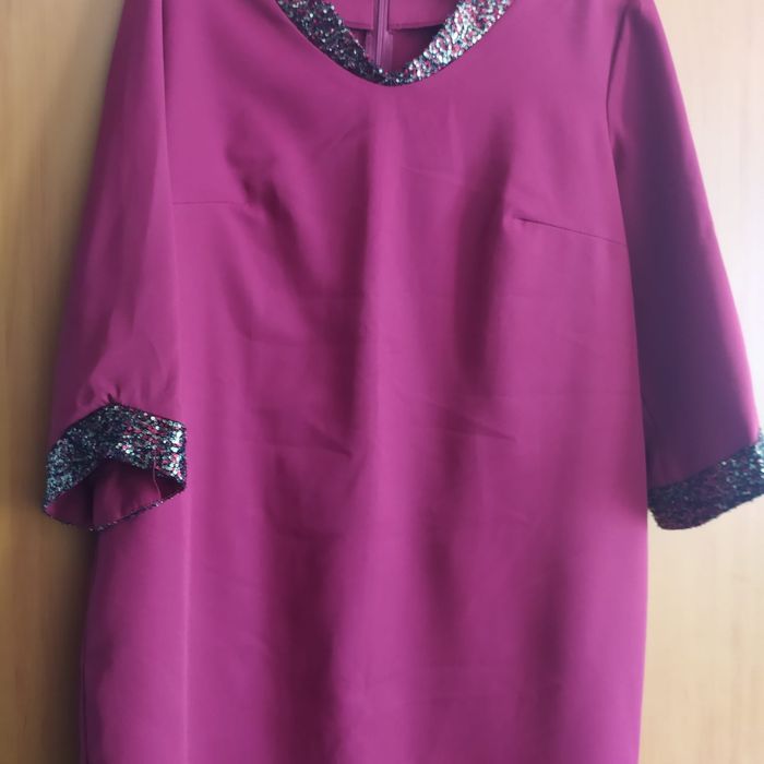 Продам платья б/у