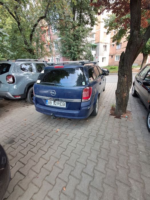Vând  Opel astra H