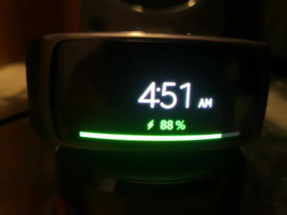 Фитнес гривна Samsung fit 2