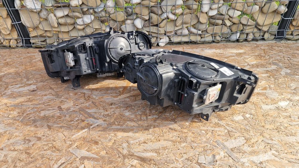 Far faruri stanga dreapta bmw x5 f15 x6 f16 bi xenon originale