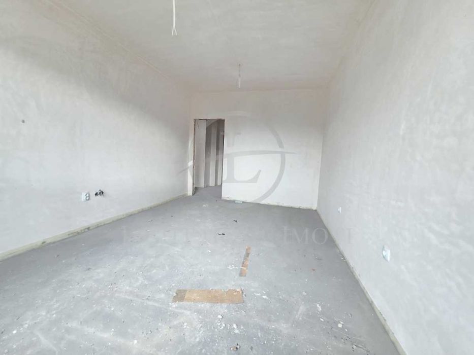 реф. 2448 Тристаен с Акт 14 Гранда