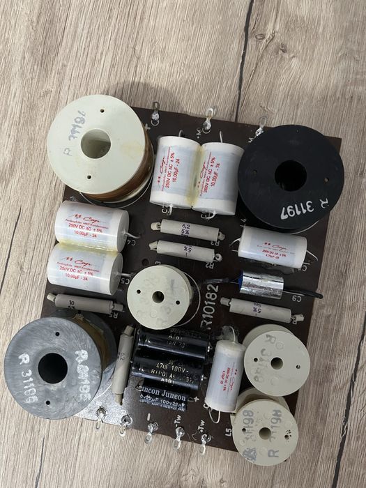 Boxe Meloman (Electronica Industriala) plus amplificator A350