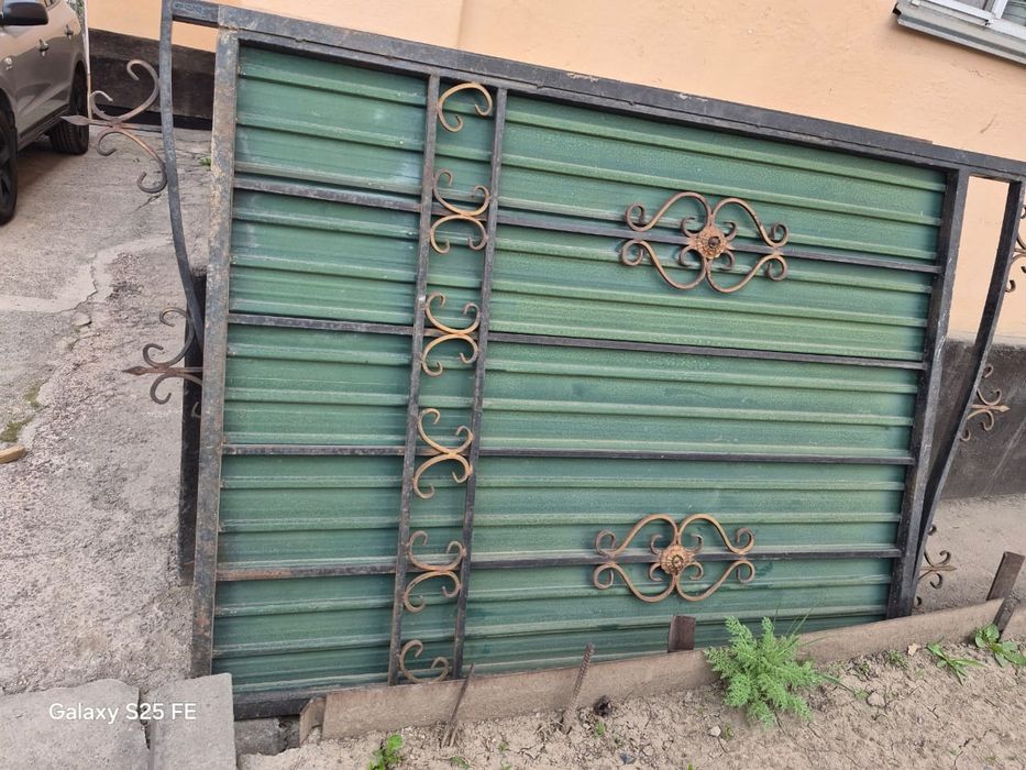 Продам ворота с колиткой