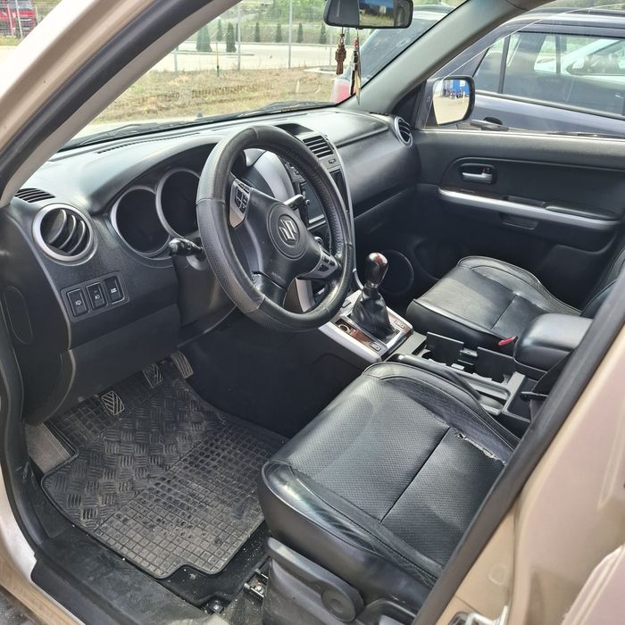 Vând Suzuki grand vitara