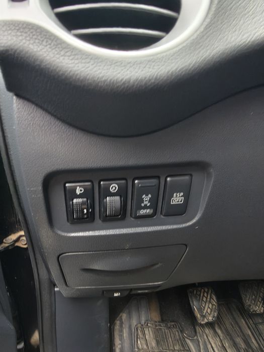 Renault koleos , 4x4 , 20 dci, Carlig , piele,scaune incalzite