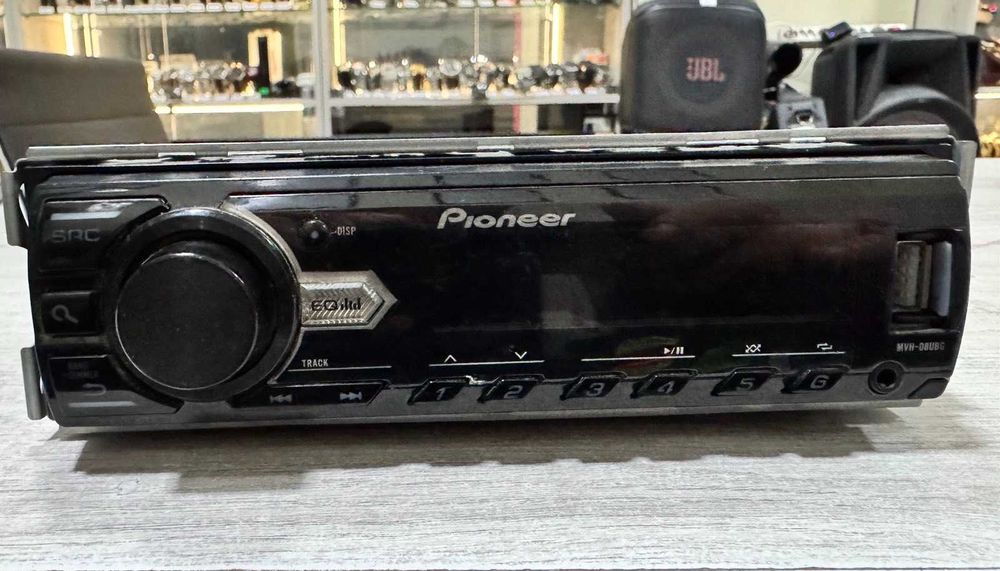 Авто CD/USB Плеър Pioneer MVH-08UBG