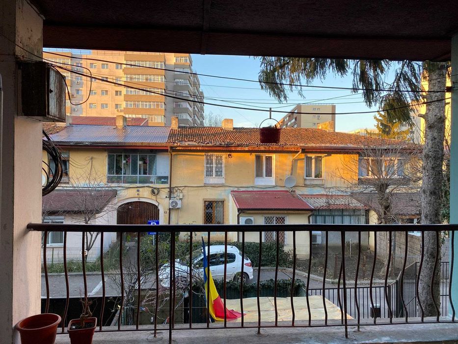 PROPRIETAR inchiriez garsoniera 24mp, zona Campia Libertatii, Parc Al. I. Cuza