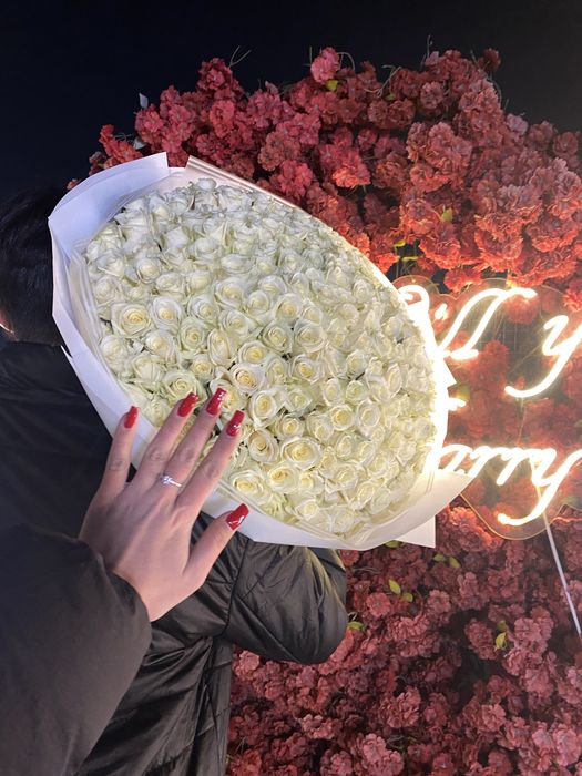 Белый розы 101 шт