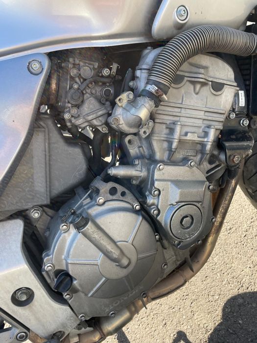 Honda hornet S 600 cb600f cbf600 Pc34 2000 sau schimb cu maxi scuter