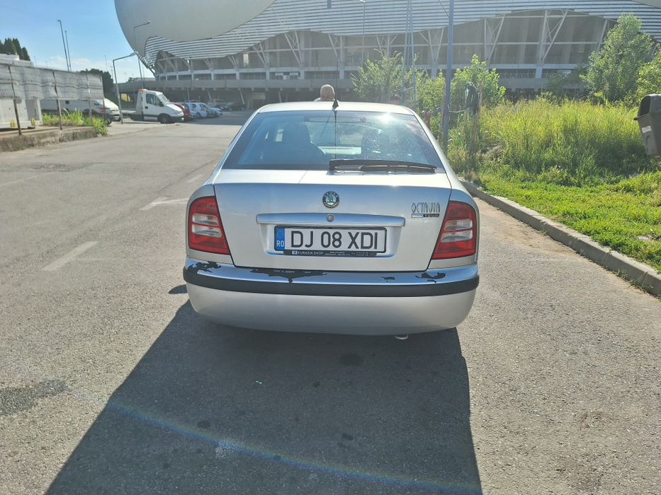 Skoda 0ctavia 1,6 an 2009