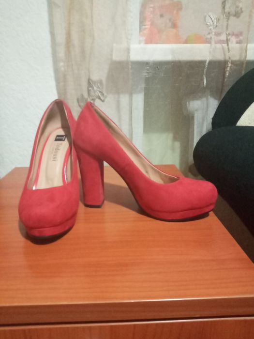 Одежда и обувь бу