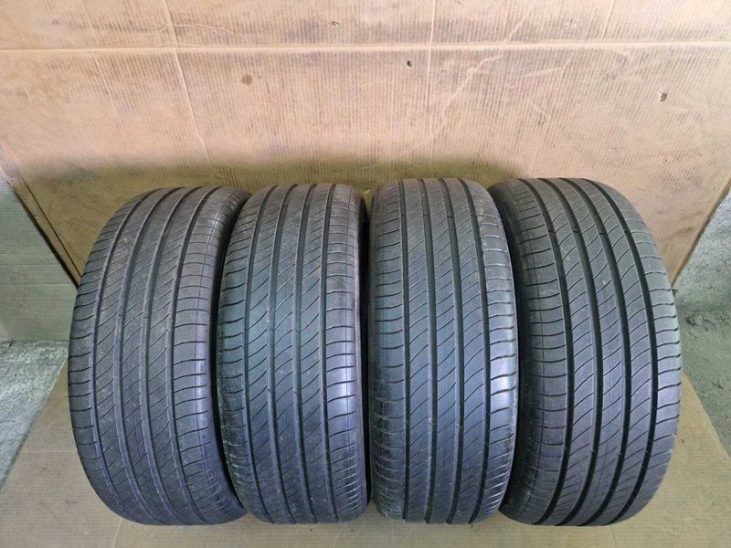 4 Michelin R18 215/55
летни гуми
DOT2321