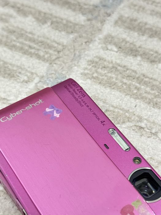 Ретро фотоаппарт Sony DSC-TX1