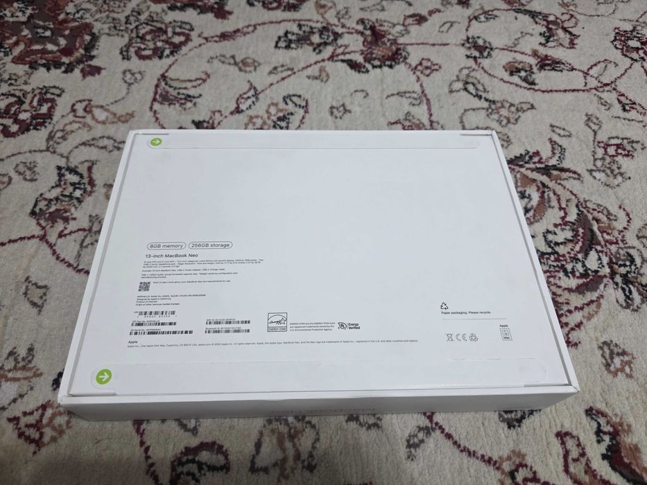 Macbook Neo Silver 8/256gb Pink, Silver