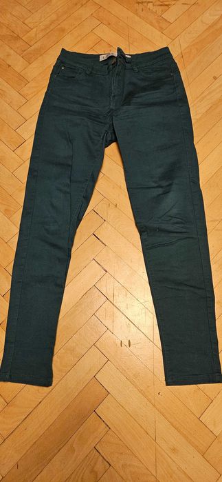 Дънки и панталони