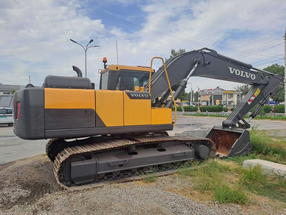 volvo EC200D эксковатор 2019й 7670м\ч сотилади