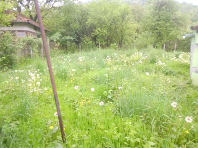 Продава се Къща в с. Малък извор, Област Ловеч - 100 кв.м за 389 €/кв.м - Снимка #2