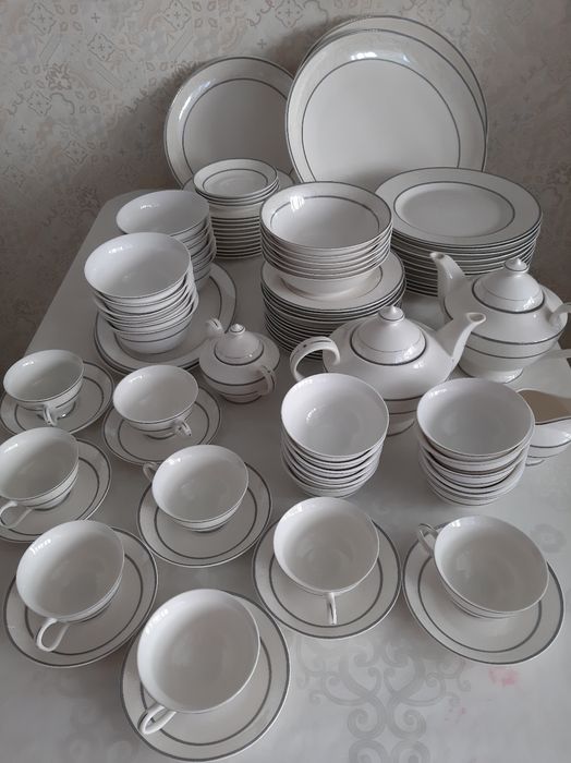 Сервис чайно-столовый 105 предметов