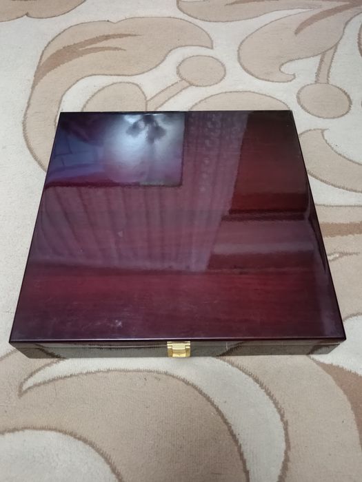 Продам сувенир ручной работы по дереву