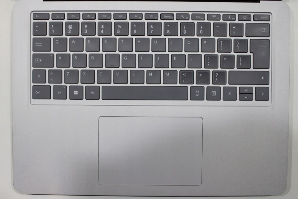 Microsoft Surface Laptop Studio i7 11th 32GB RAM 1TB SSD