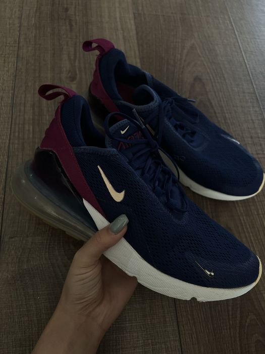 Nike Air Max 270 Дамски