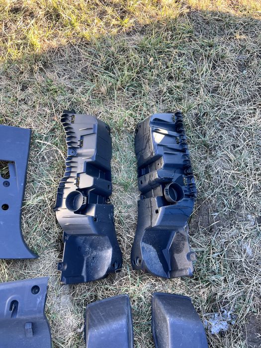 Vand stalpi/plastice spate 7 locuri Dacia Lodgy