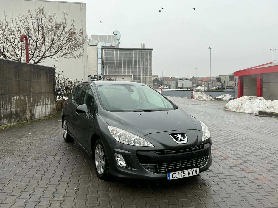 Peugeot 308 – 1.6 HDi Premium Pack Aut – Automată, Sport