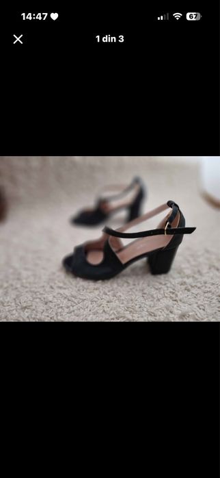 Sandale marimea 37