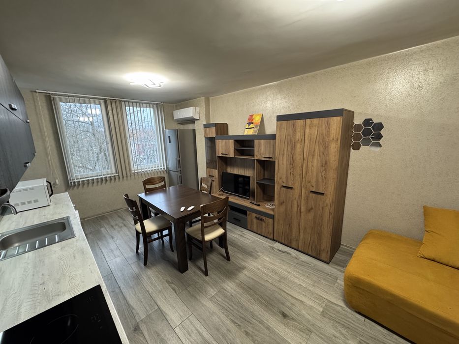 Продавам апартамент в Центъра