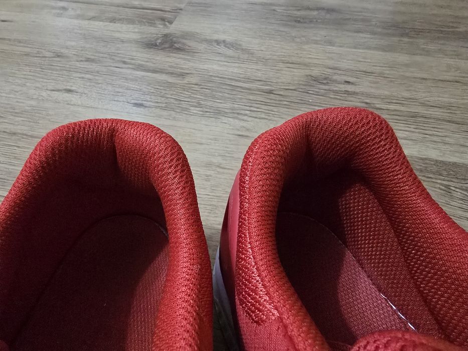 Оригинални маратонки Adidas