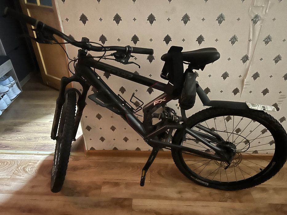 Продаю оригинвльный горный велик scott fx/g- zero