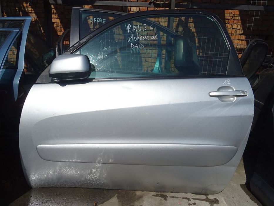 Vand Usa Fata Stanga Toyota RAV 4 din 2005 fara rugina fara lovituri