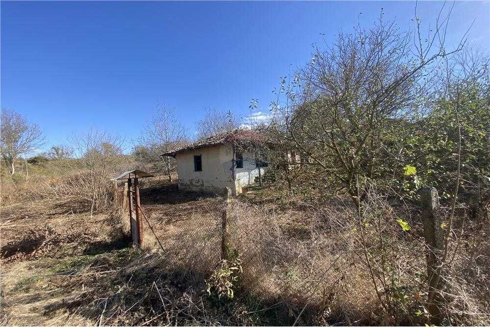 Продава се Къща в с. Благоево, Област Разград - 150 кв.м за 51 €/кв.м - Снимка #3