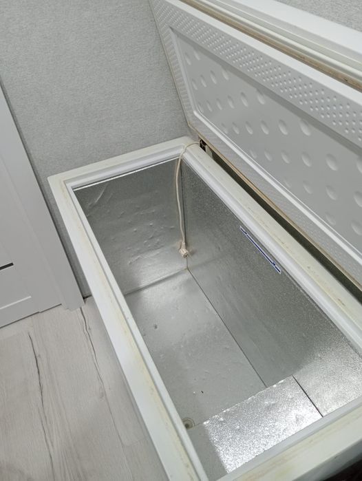 Продам морозильную камеру