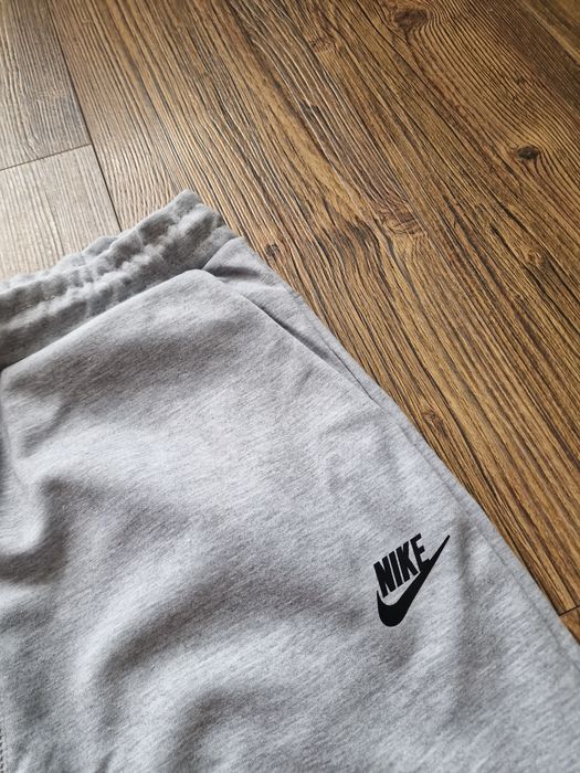 Страхотен мъжки спортен сет екип размер S M L