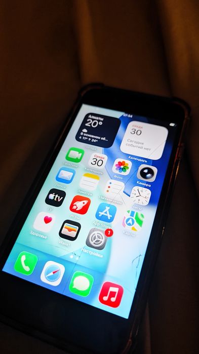 Aphone se 2020 года
