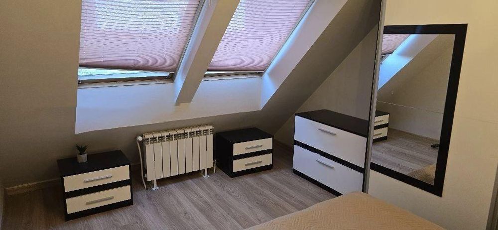 Двустаен апартамент в ж.к. Студентски град.