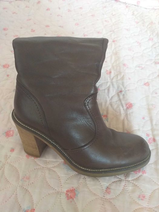 Дамски ботуши от естествена кожа