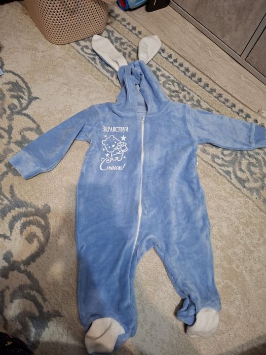 Продам детские вещи